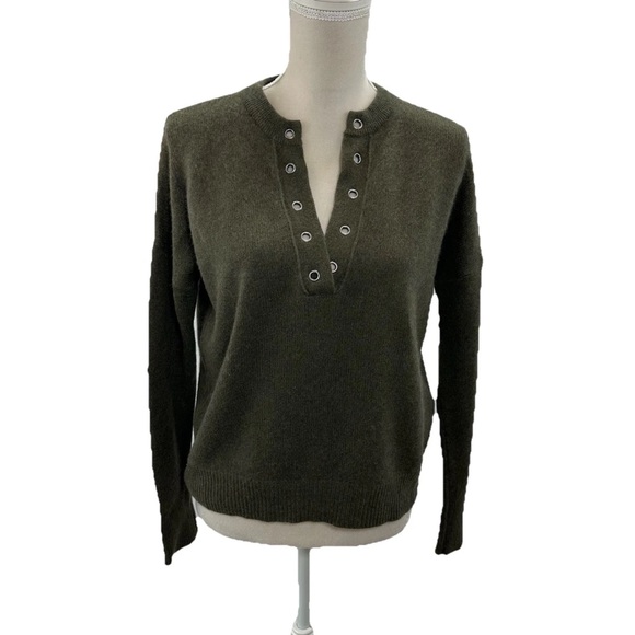 Rocky 360 Cashmere Sweater Women’s XS Relaxed Fit Olive Green V Neck No Lace - Picture 1 of 7